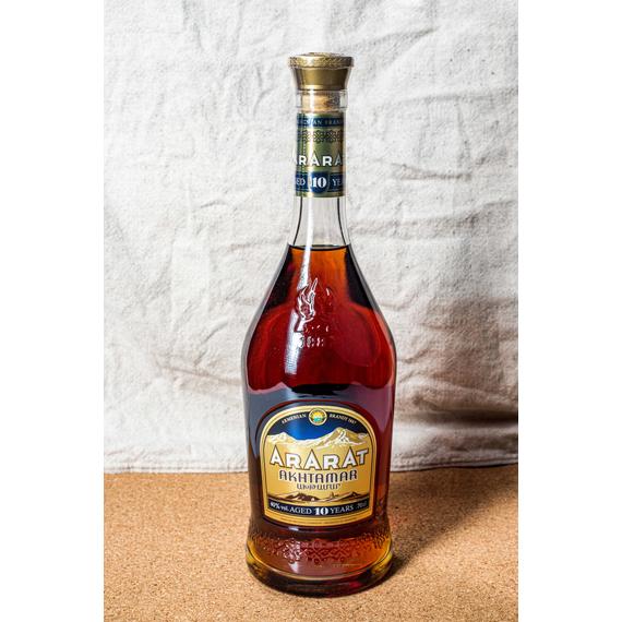 Ararat Akhtamar 10 éves